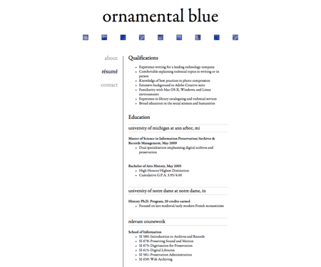 Screenshot of résumé page in Ornamental Blue website template.